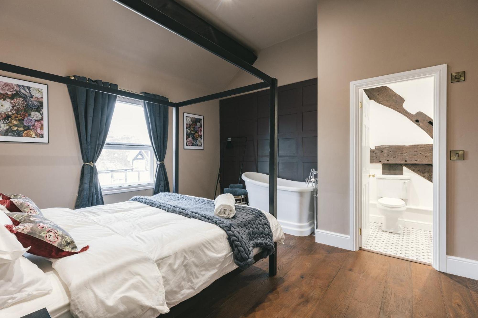 House With A Cinema And Games Room, Sleeps 17 Shrewsbury Exterior foto